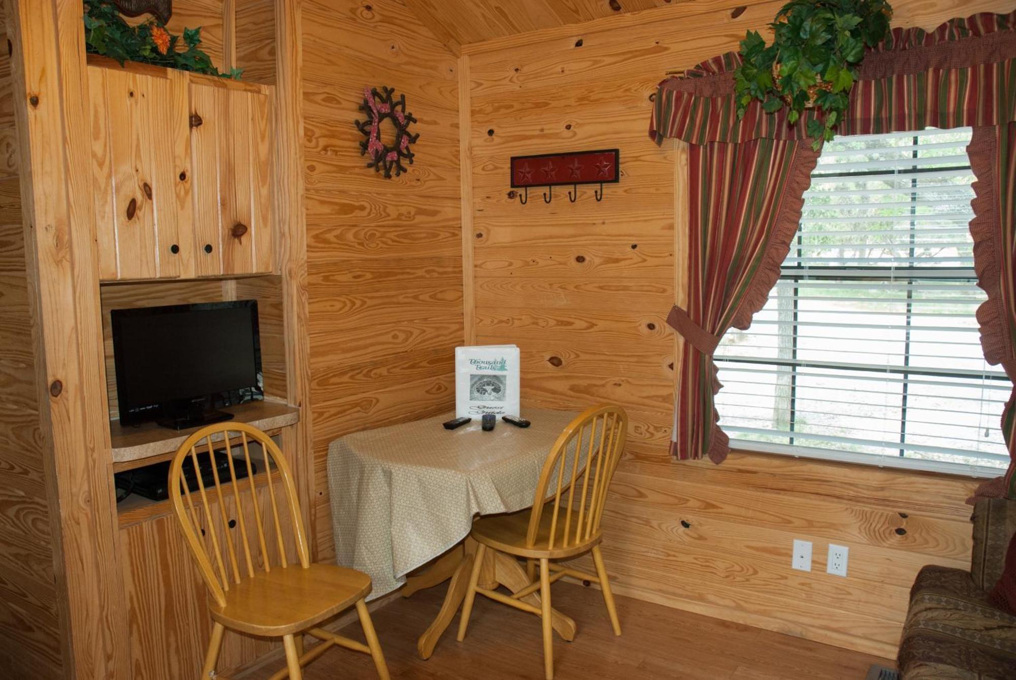 Medina Lake Camping Resort Cabin 3 Lakehills Exterior photo